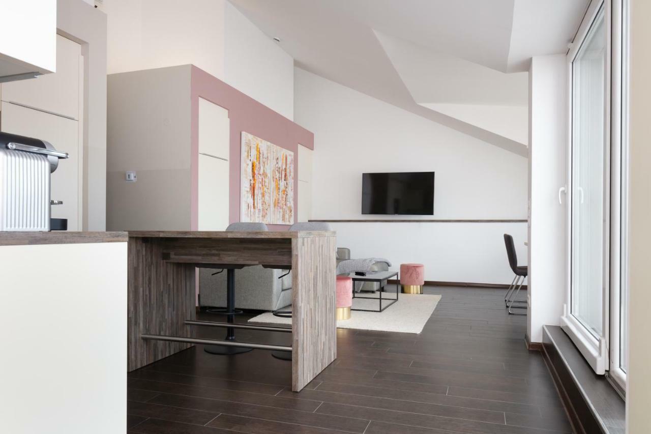 Rafael Kaiser Premium Apartments - Contactless 24H Check-In Vienna Exterior photo